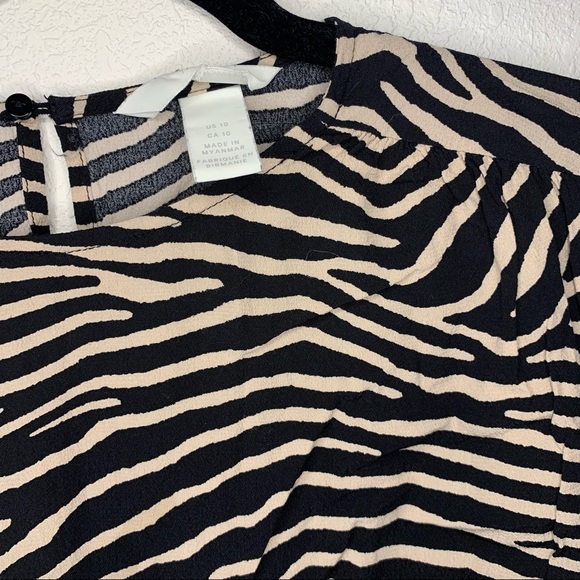 H&M Zebra Print Top - Picture 3 of 5